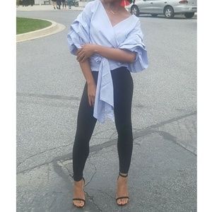 BOOHOO Exaggerated sleeve top!